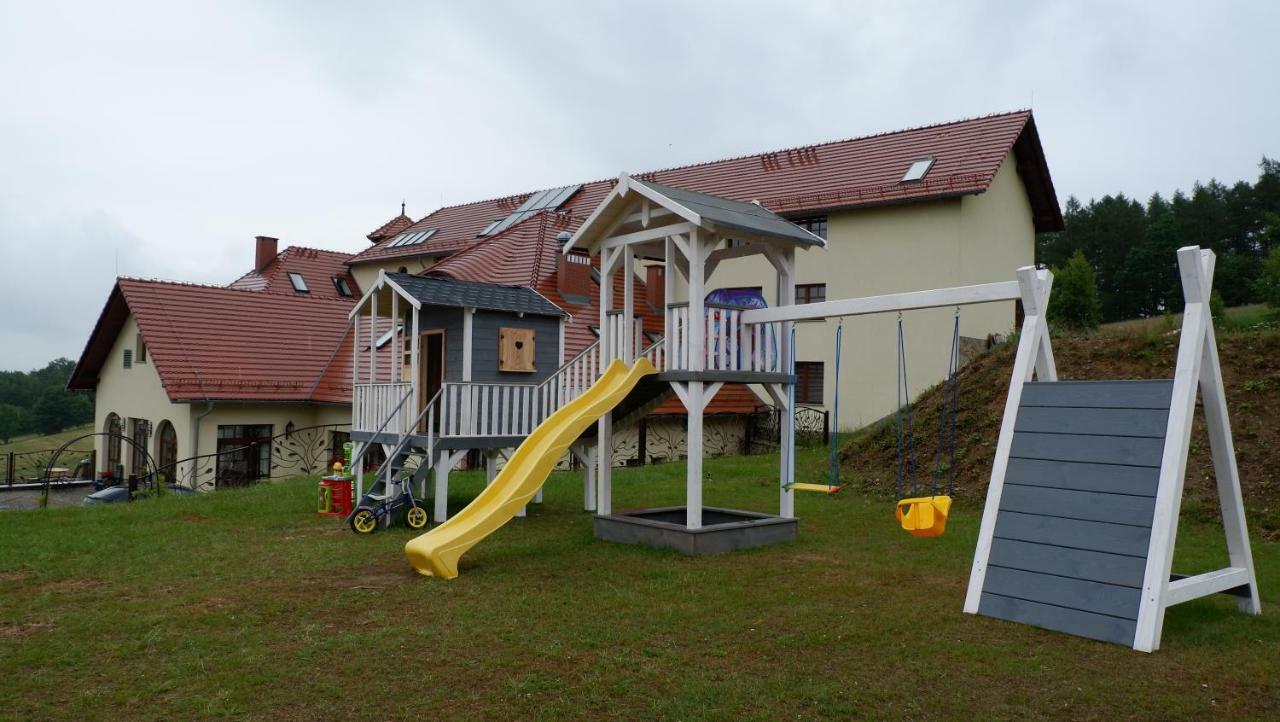 Aparthotel Lesny Kurort W Gierczynie à Świeradów-Zdrój Extérieur photo